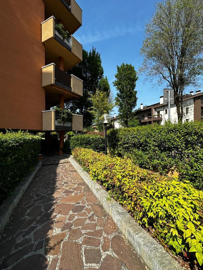 Tevere 20 House Monza Extérieur photo
